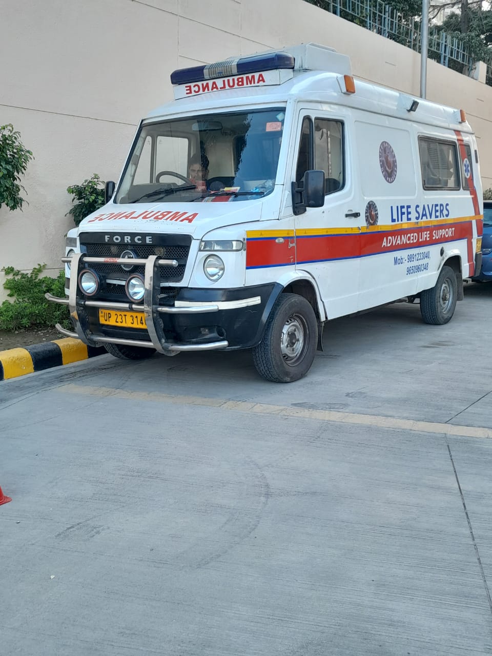 ambulance-services-hauz-khas