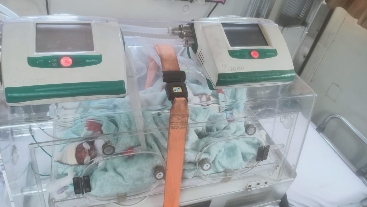 Baby ICU Ambulance from Delhi to Bareilly (2)