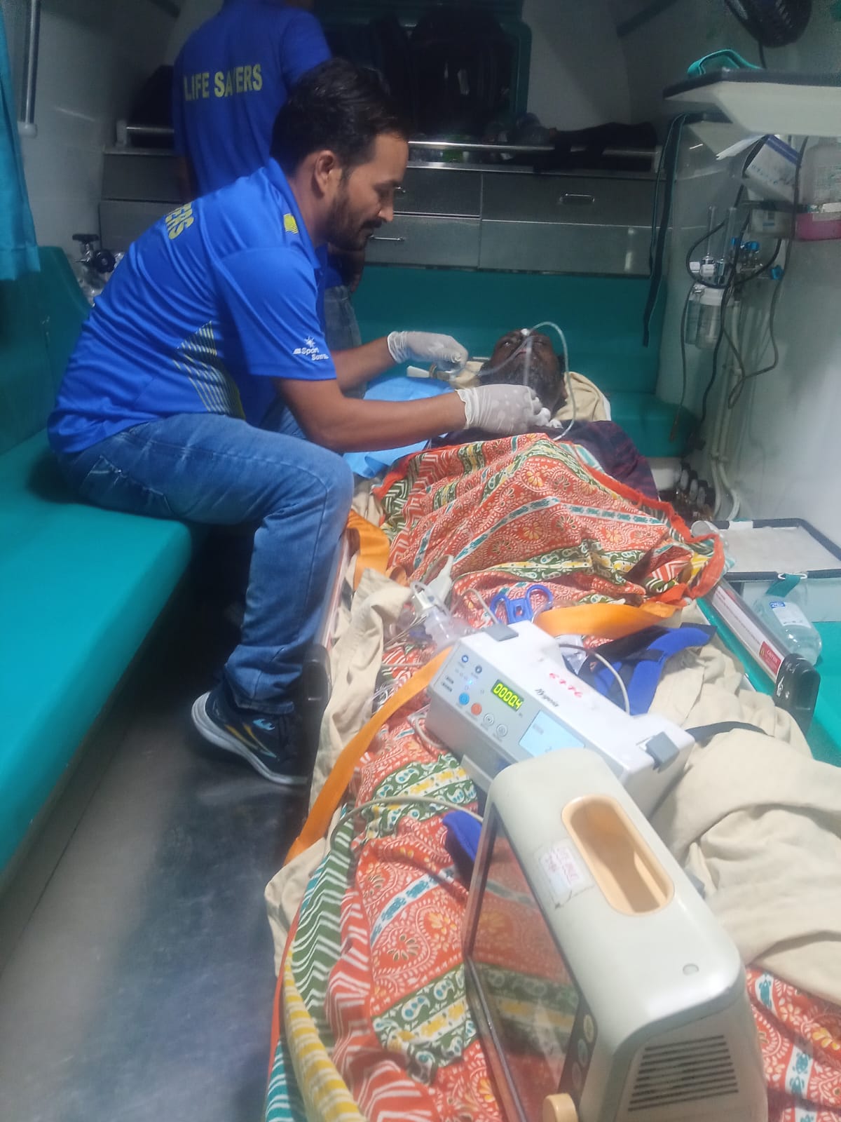 BLK-MAX SUPER SPECIALITY HOSPITAL karol bagh to BHU Varanasi 2024-05-25 at 3.24.57 PM