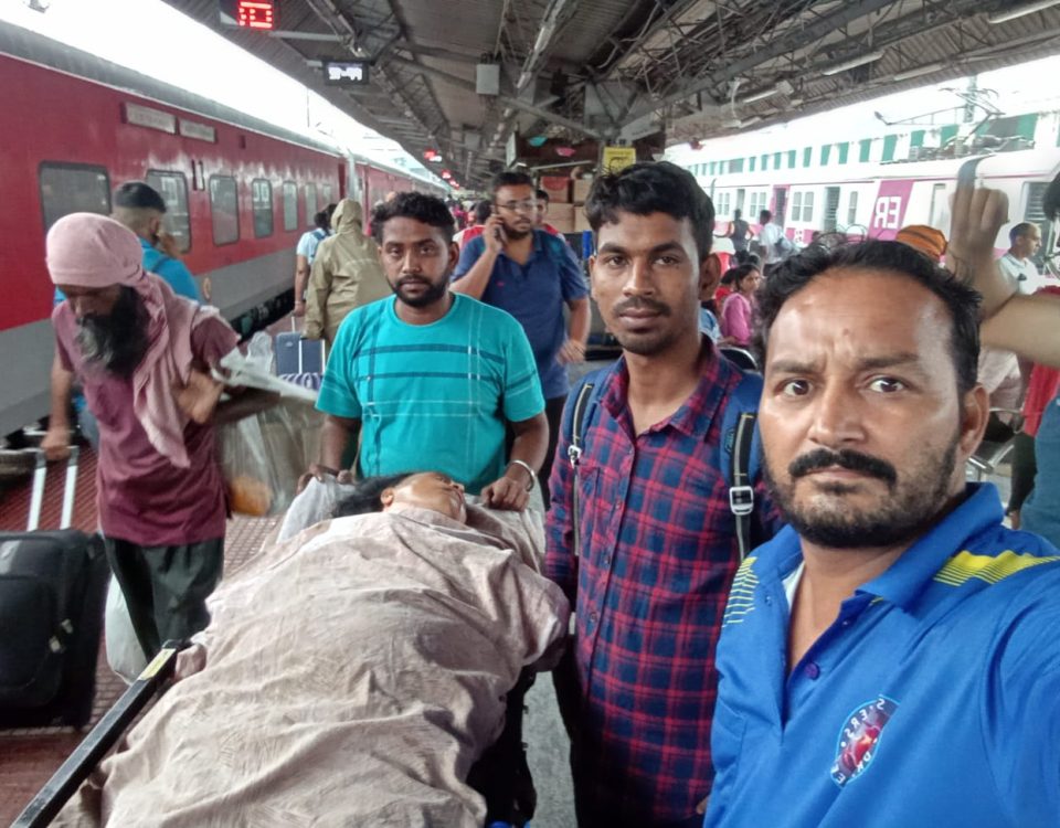 delhi to kolkata rail ambulance 2024-06-04 at 6.57.24 PM