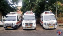 lifesavers ICU road ambulance with ventilator